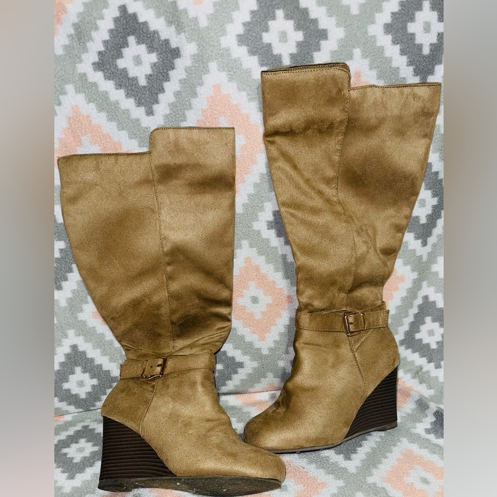 Tan high boots 7.5 - Picture 2 of 3